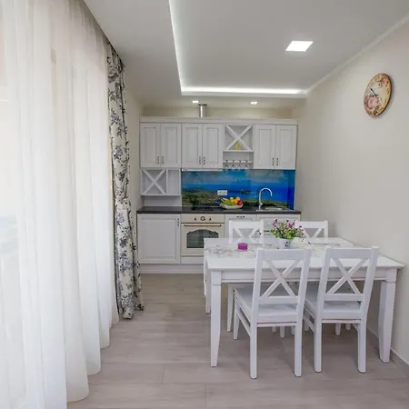 Rita Apartment *